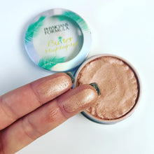 Load image into Gallery viewer, PHYSICIANS FORMULA ILUMINADOR DORADO TEXTURA CREMA-POLVO
