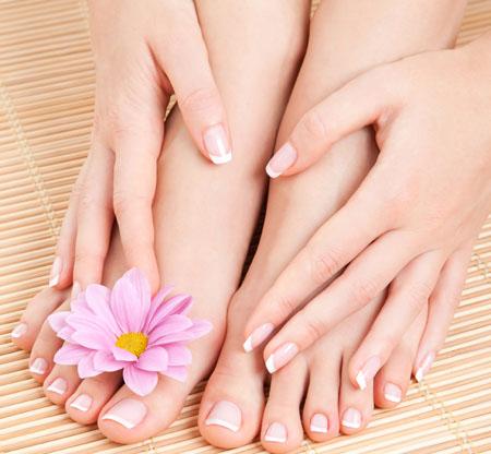 KIT EN CASA: MANICURE Y PEDICURE