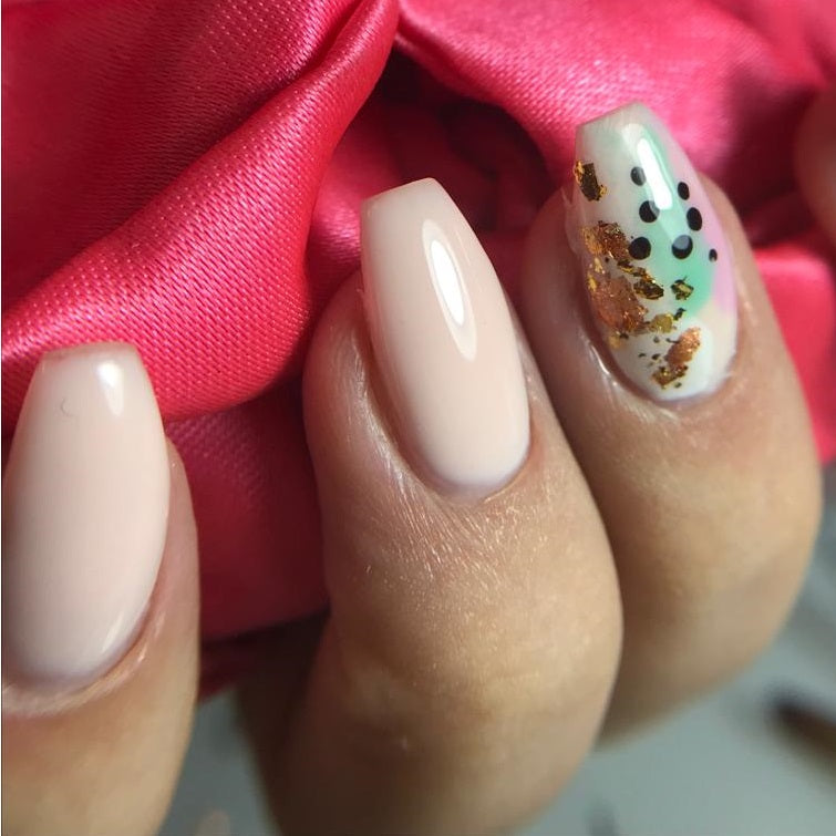 MANICURA RUSA Y POLYGEL