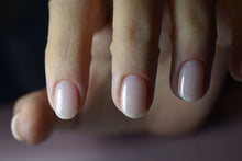 Cargar imagen en el visor de la galería, MANICURA + BAÑO DE GEL VITAMINADO RECOVERY para uñas dañadas y fragiles
